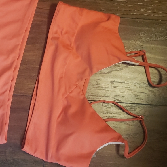 Swimsuit - Picture 2 of 3